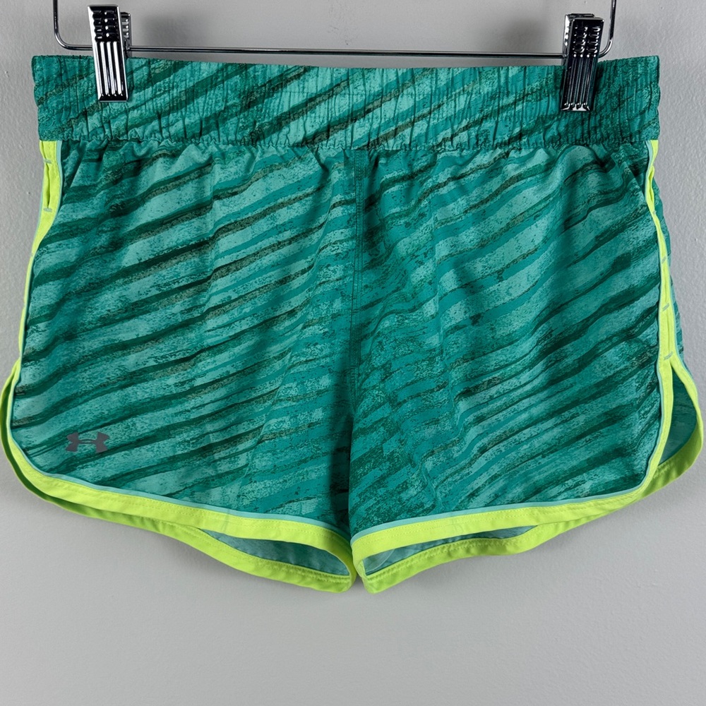 ✨3/$25✨ Under Armour Teal and Lime Athletic Shorts - XS